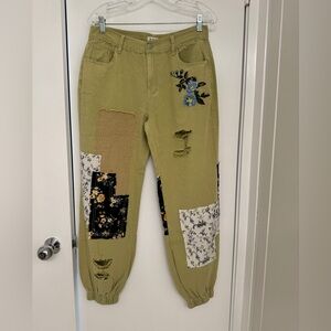 POL Pistachio Patchwork Distressed Jogger New without tags